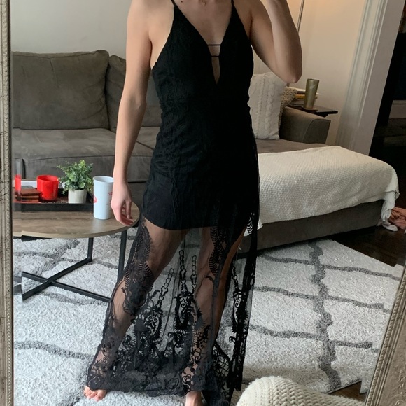 Hello Molly Lace Dress - Picture 1 of 3